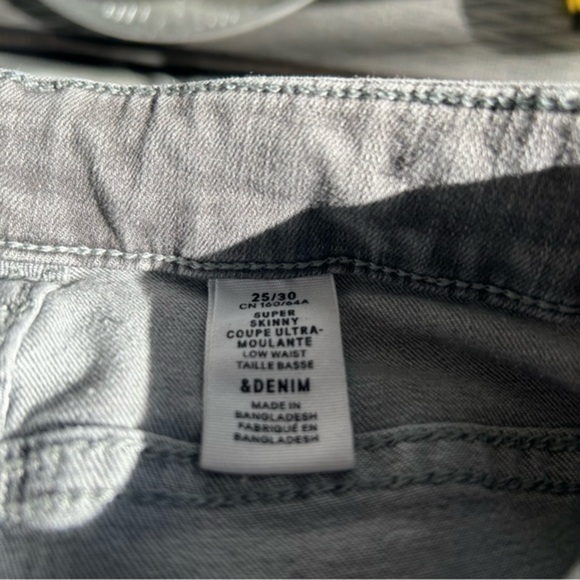 💋H&M &Denim super skinny distressed gray wash jeans 👖 denim 25/30 - Picture 9 of 10